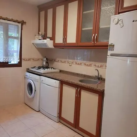 Casa de Férias Genış Bahçelı, Denıze Yakin Müstakıl Ev.. Urla